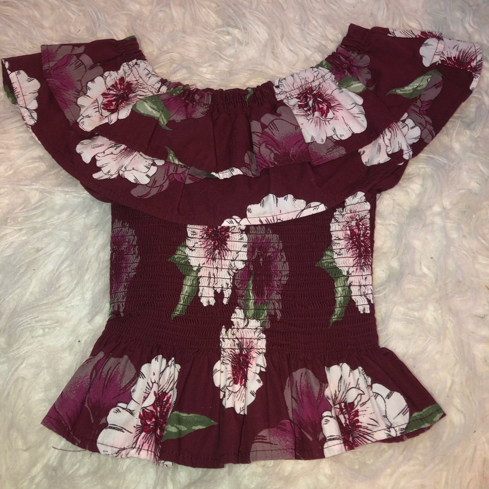 planet gold size small burgundy shirt!!